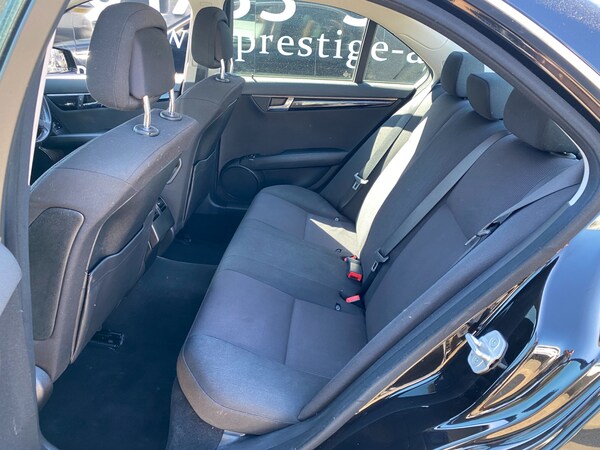 Used Mercedes-Benz C Class 2010 for sale - 74734958: Photo 38