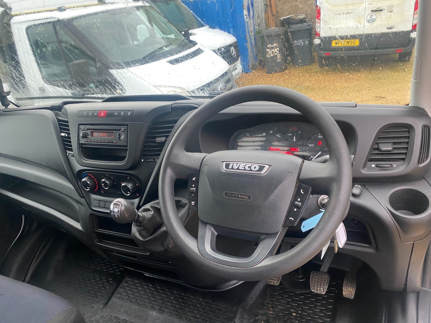 Used Iveco Daily 2017 for sale - 76934112: Photo 9
