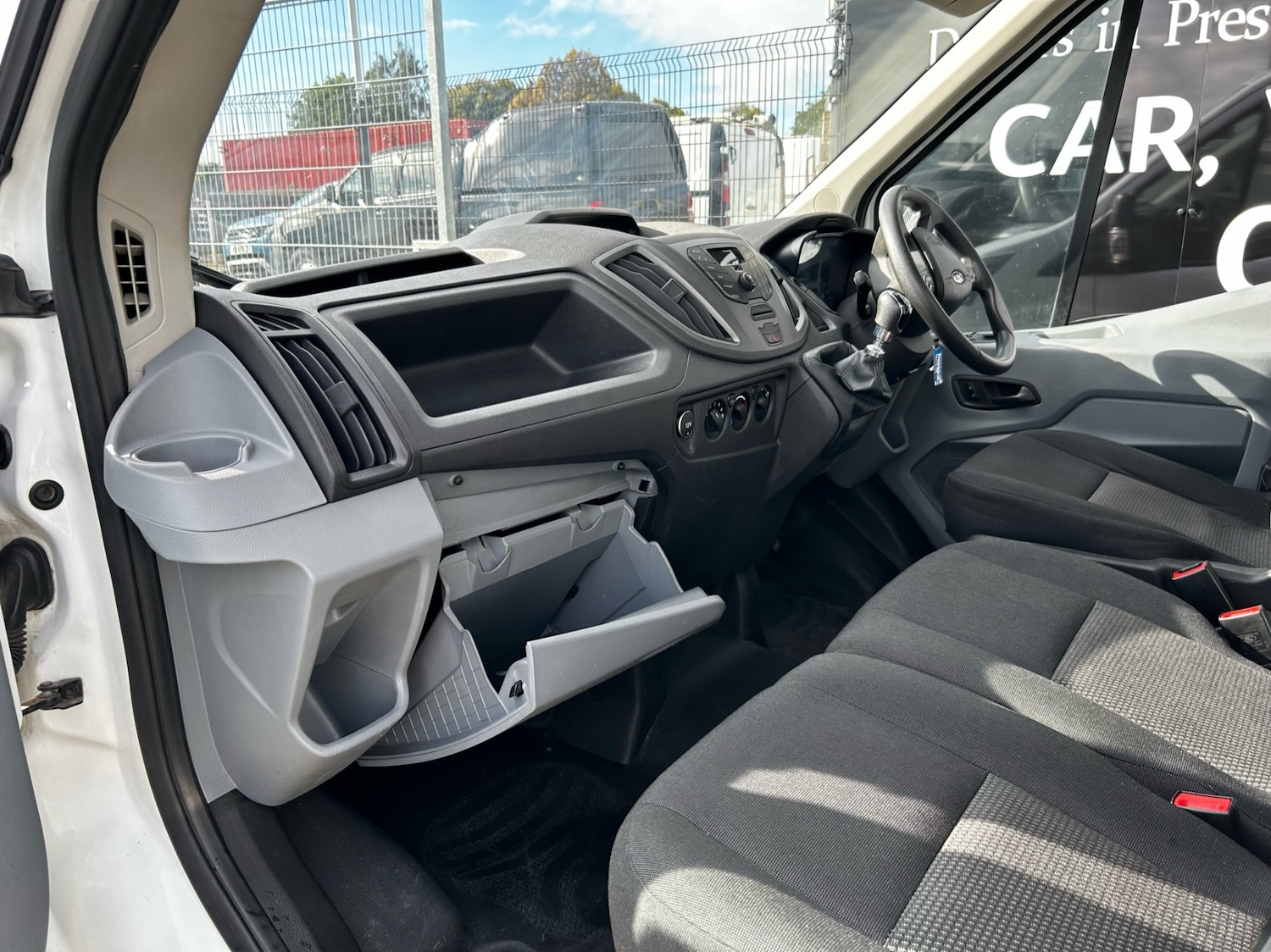 Used Ford Transit 2017 for sale - 77057132: Photo 21