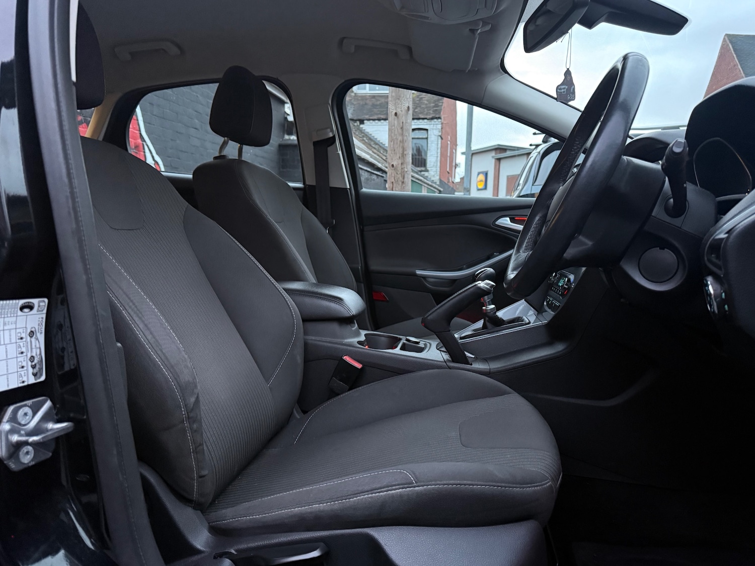 Used Ford Focus 2013 for sale - 77117722: Photo 9