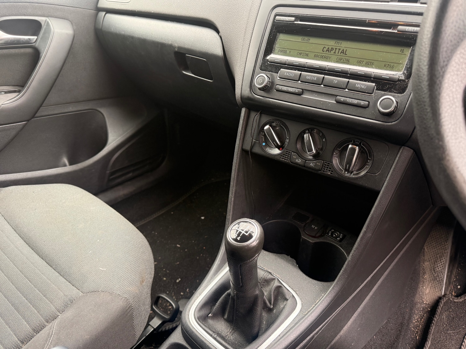 Used Volkswagen Polo 2011 for sale - 76064743: Photo 12