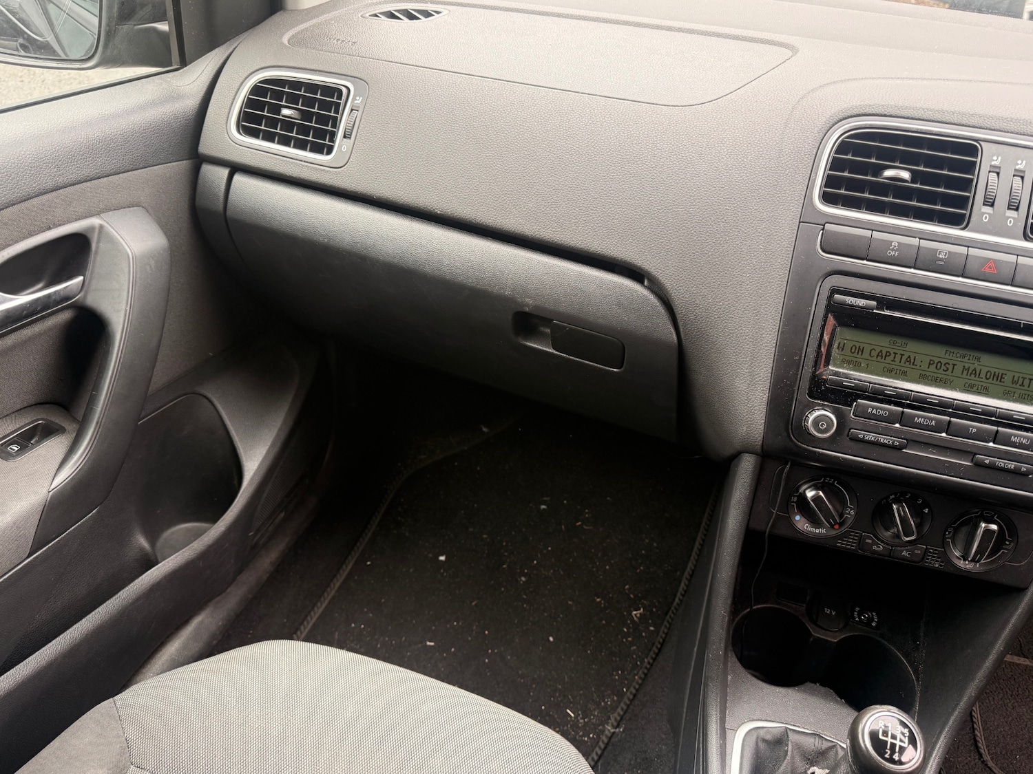 Used Volkswagen Polo 2011 for sale - 76064743: Photo 16