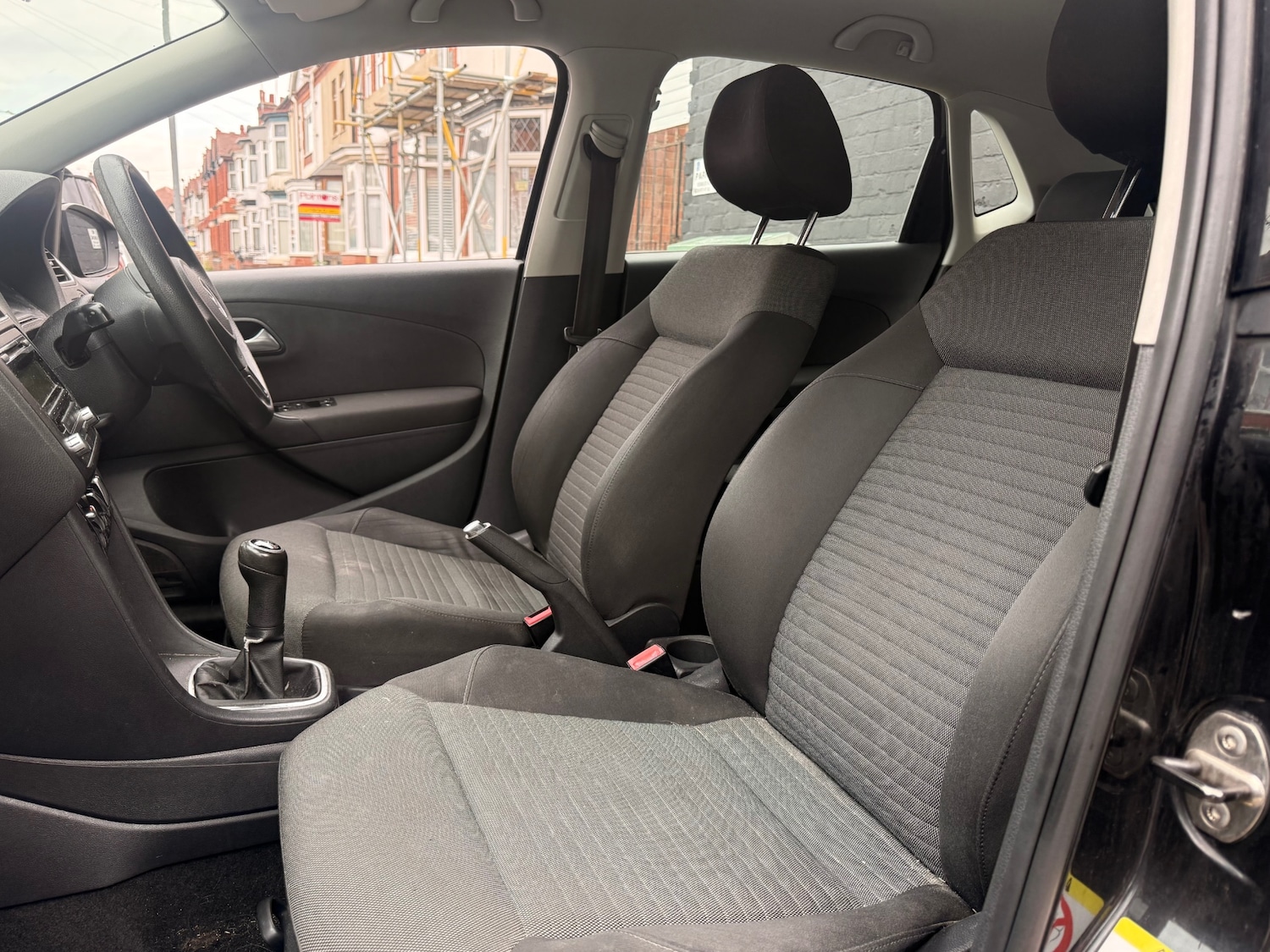 Used Volkswagen Polo 2011 for sale - 76064743: Photo 17