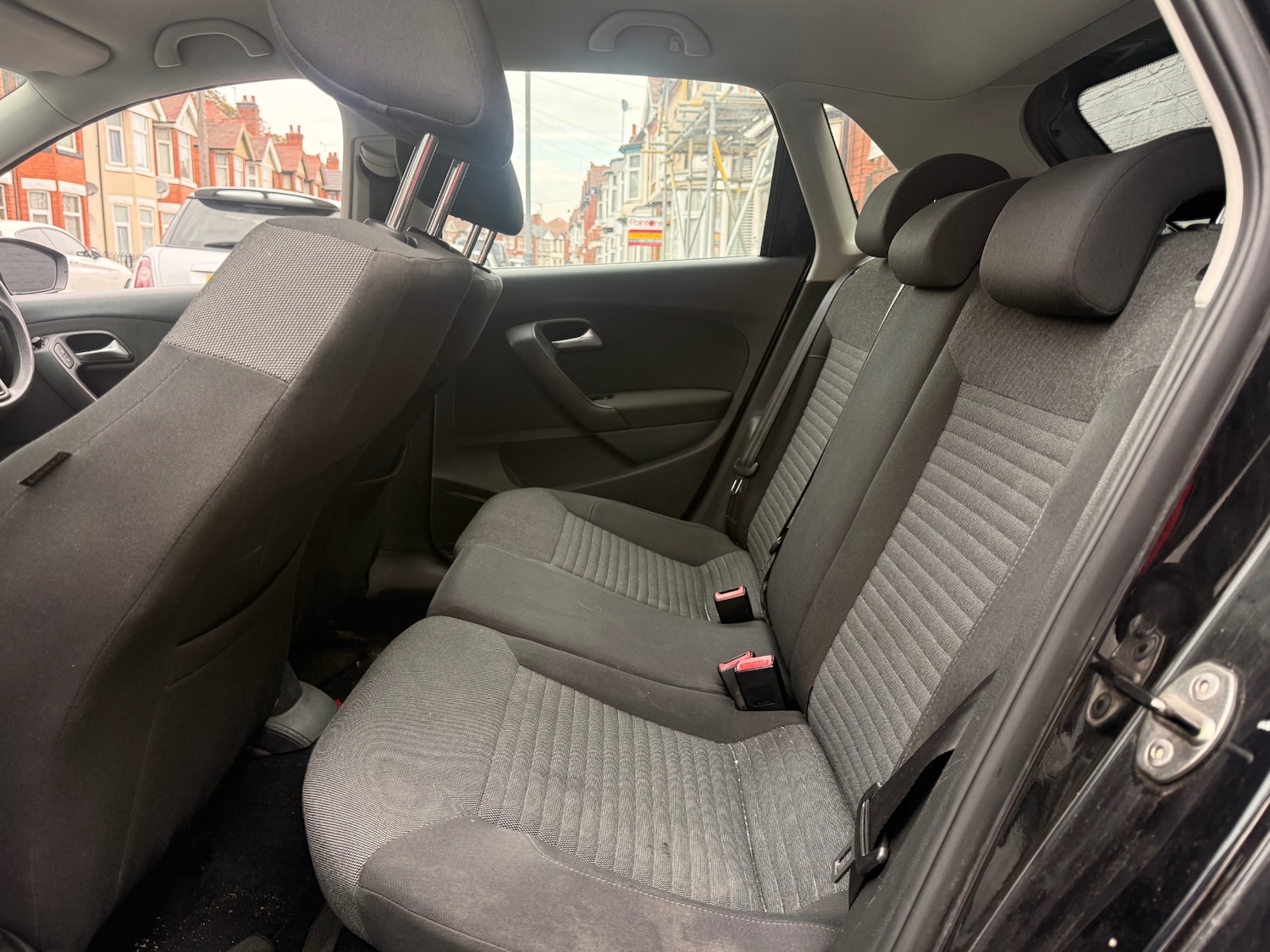 Used Volkswagen Polo 2011 for sale - 76064743: Photo 18