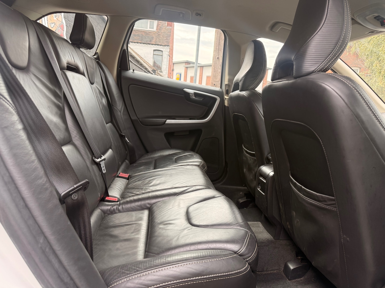 Used Volvo XC60 2011 for sale - 76066825: Photo 19