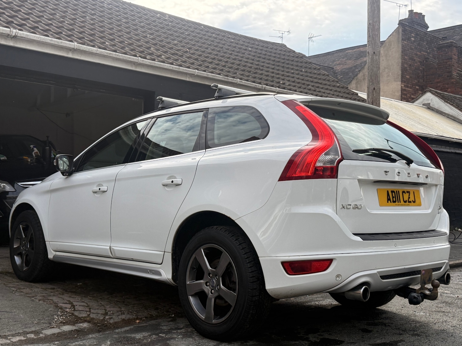 Used Volvo XC60 2011 for sale - 76066825: Photo 5