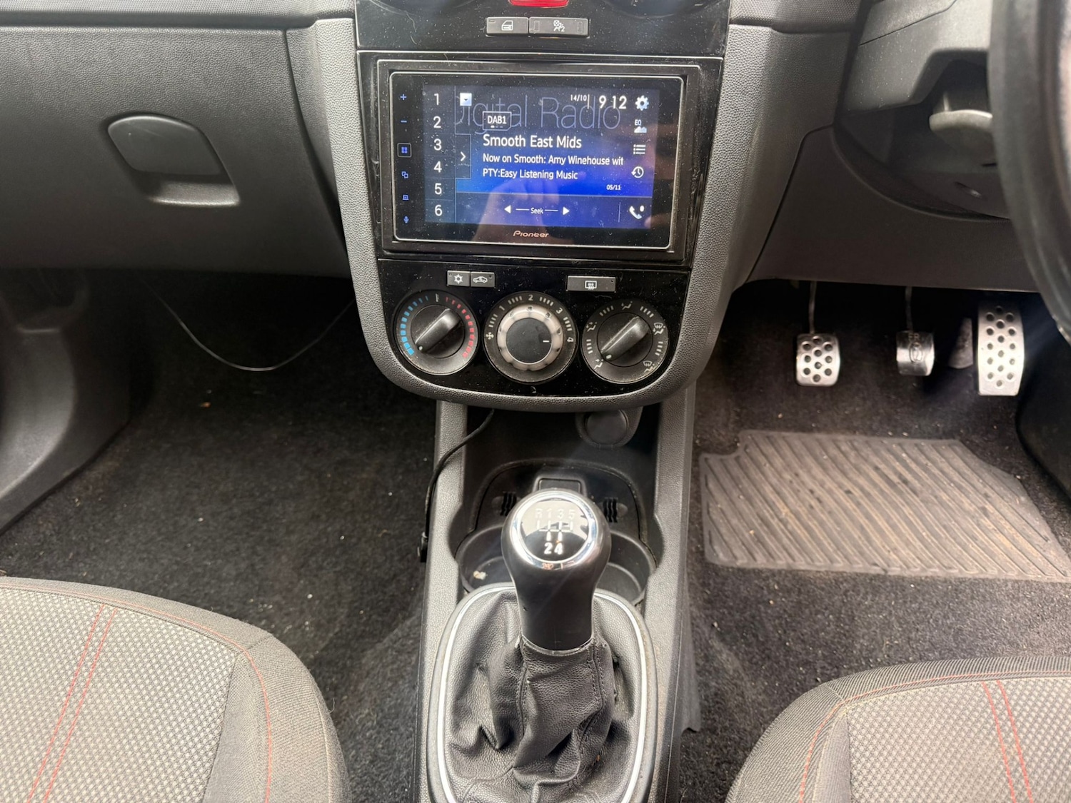 Used Vauxhall Corsa 2011 for sale - 75918991: Photo 13