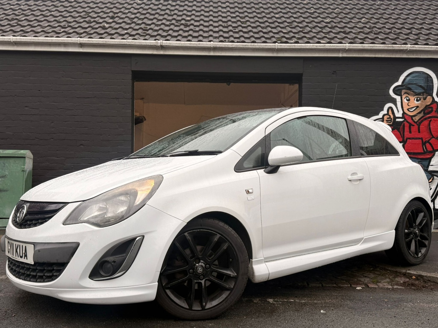 Used Vauxhall Corsa 2011 for sale - 75918991: Photo 3