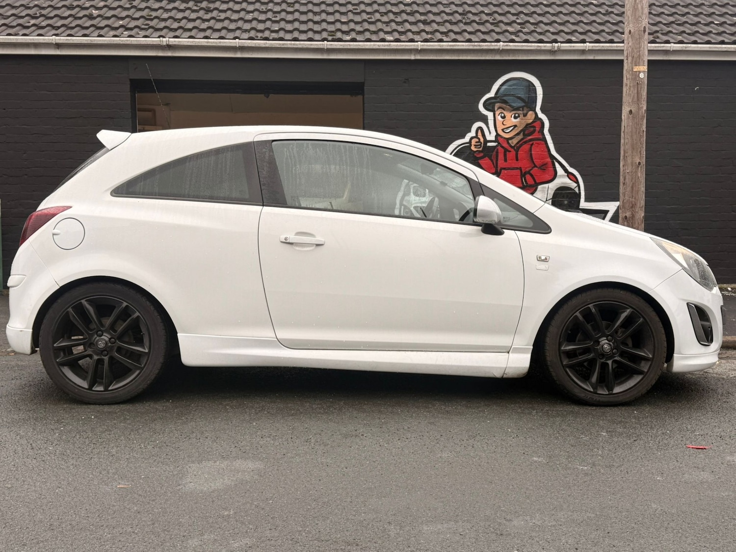 Used Vauxhall Corsa 2011 for sale - 75918991: Photo 8