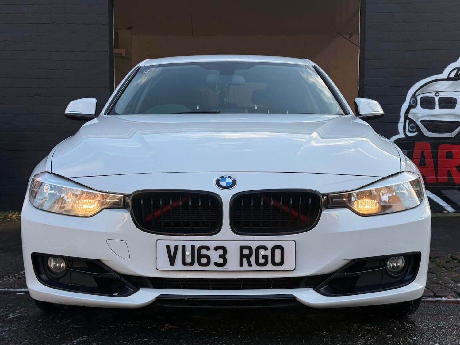Used BMW 3 Series 2013 for sale - 76892372: Photo 2