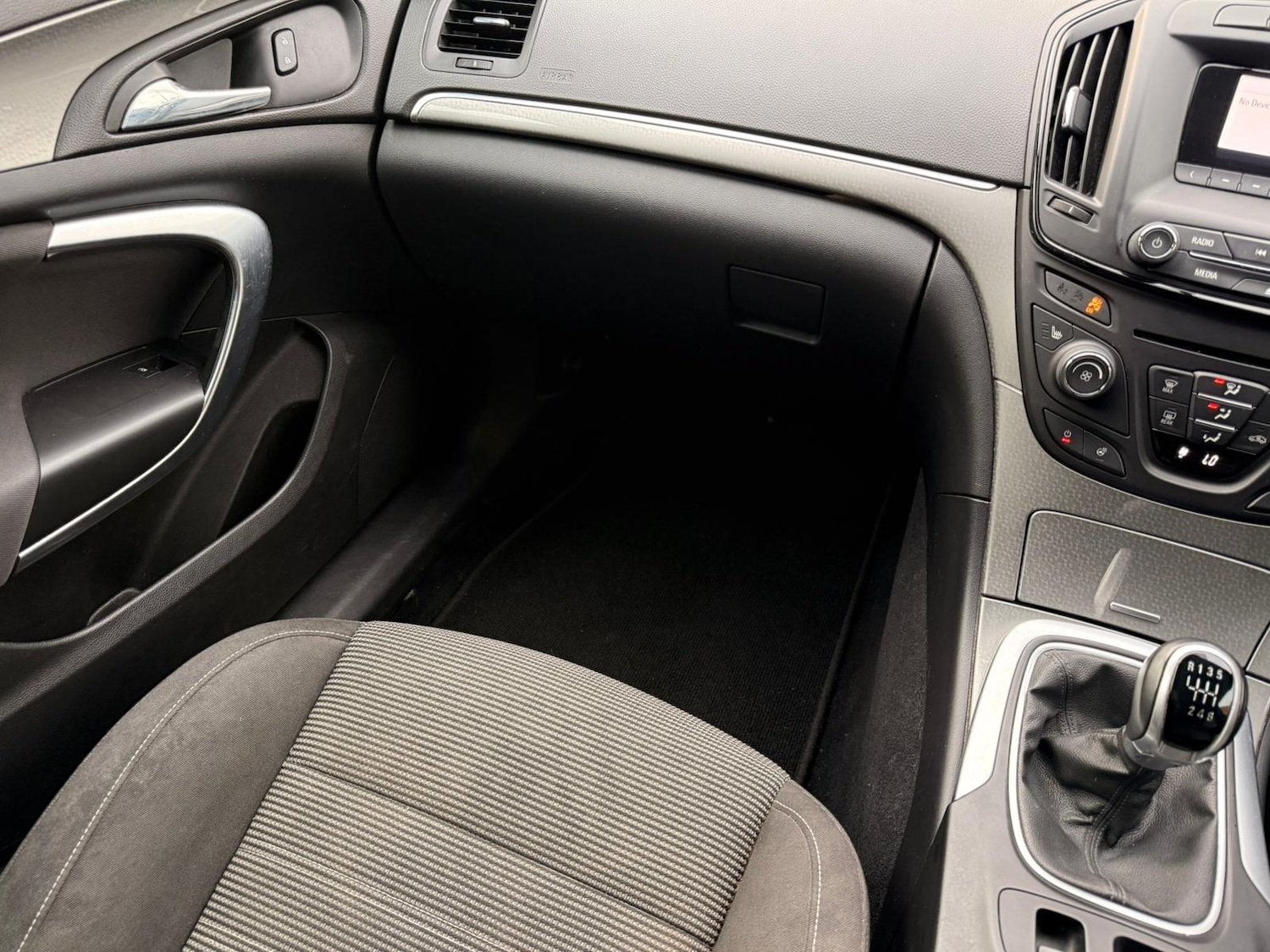 Used Vauxhall Insignia 2014 for sale - 76404529: Photo 16