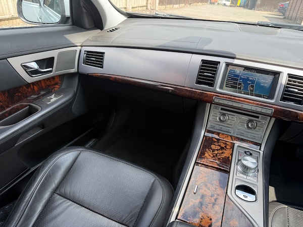 Used Jaguar XF 2008 for sale - 75536742: Photo 17