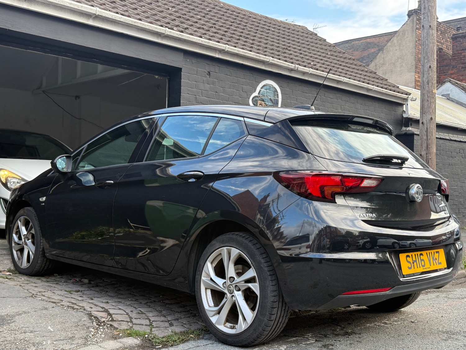 Vehicle 5