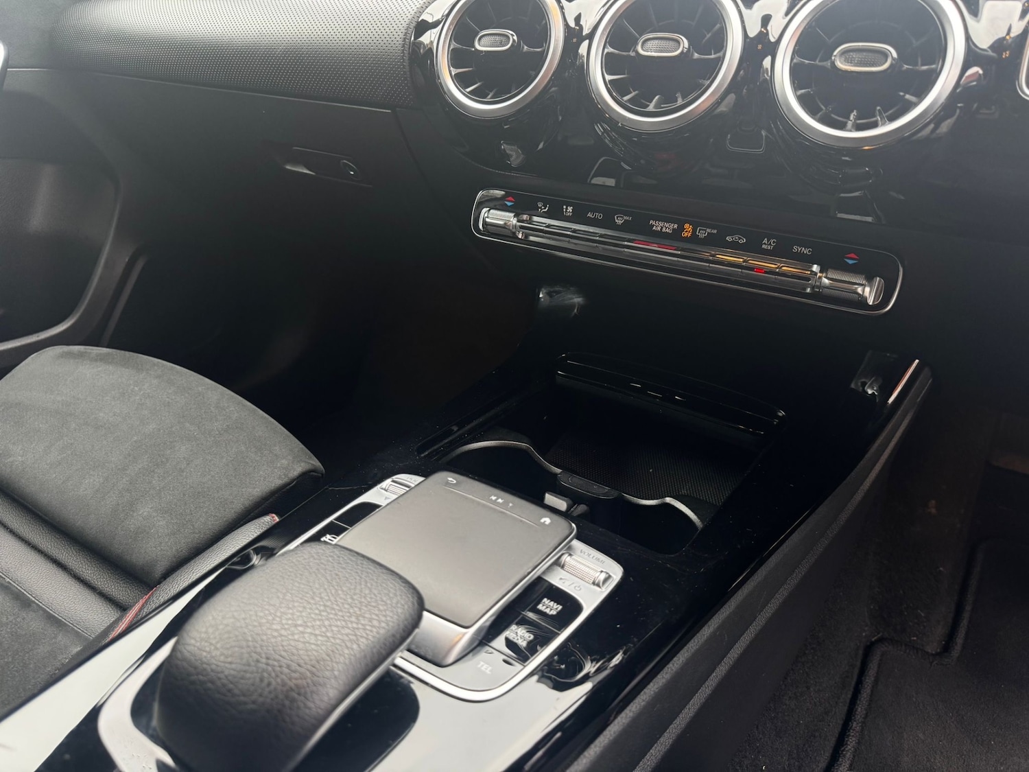 Used Mercedes-Benz A-Class 2018 for sale - 76504305: Photo 12