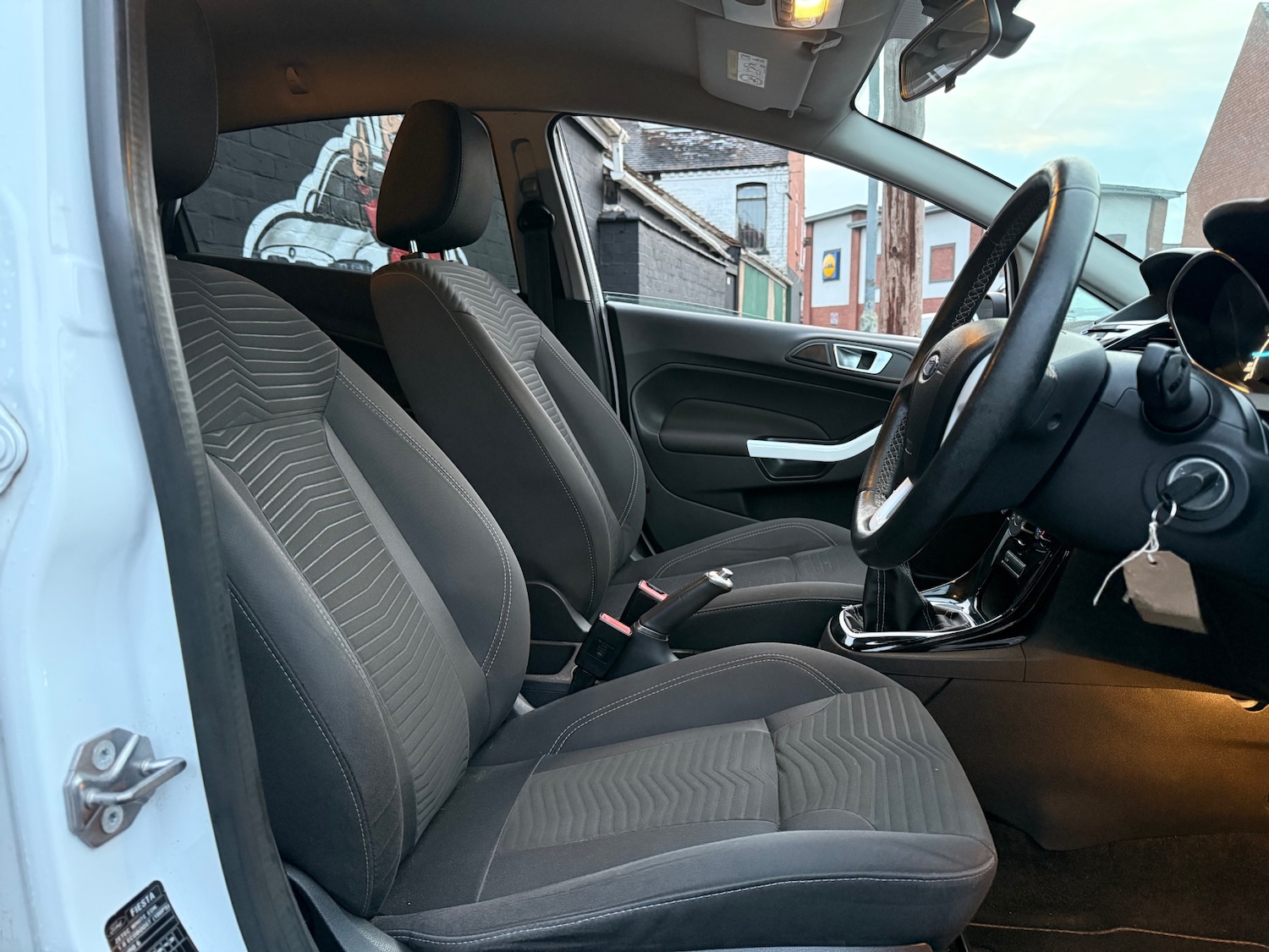 Used Ford Fiesta 2016 for sale - 77151691: Photo 9