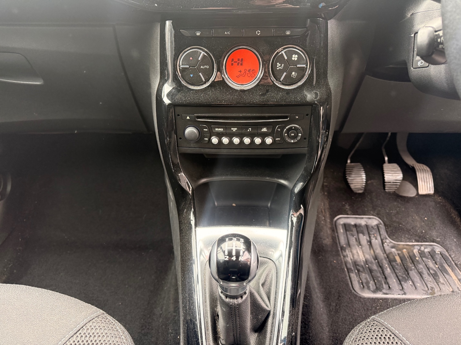 Used Citroen DS3 2015 for sale - 76066847: Photo 13