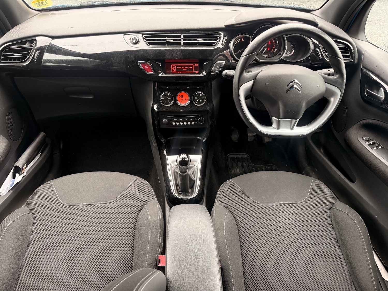 Used Citroen DS3 2015 for sale - 76066847: Photo 15