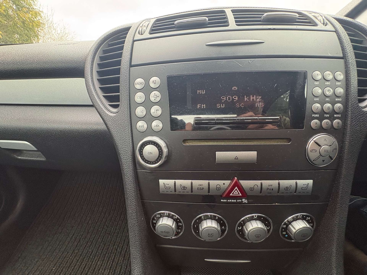 Used Mercedes-Benz SLK 2007 for sale - 77476409: Photo 16