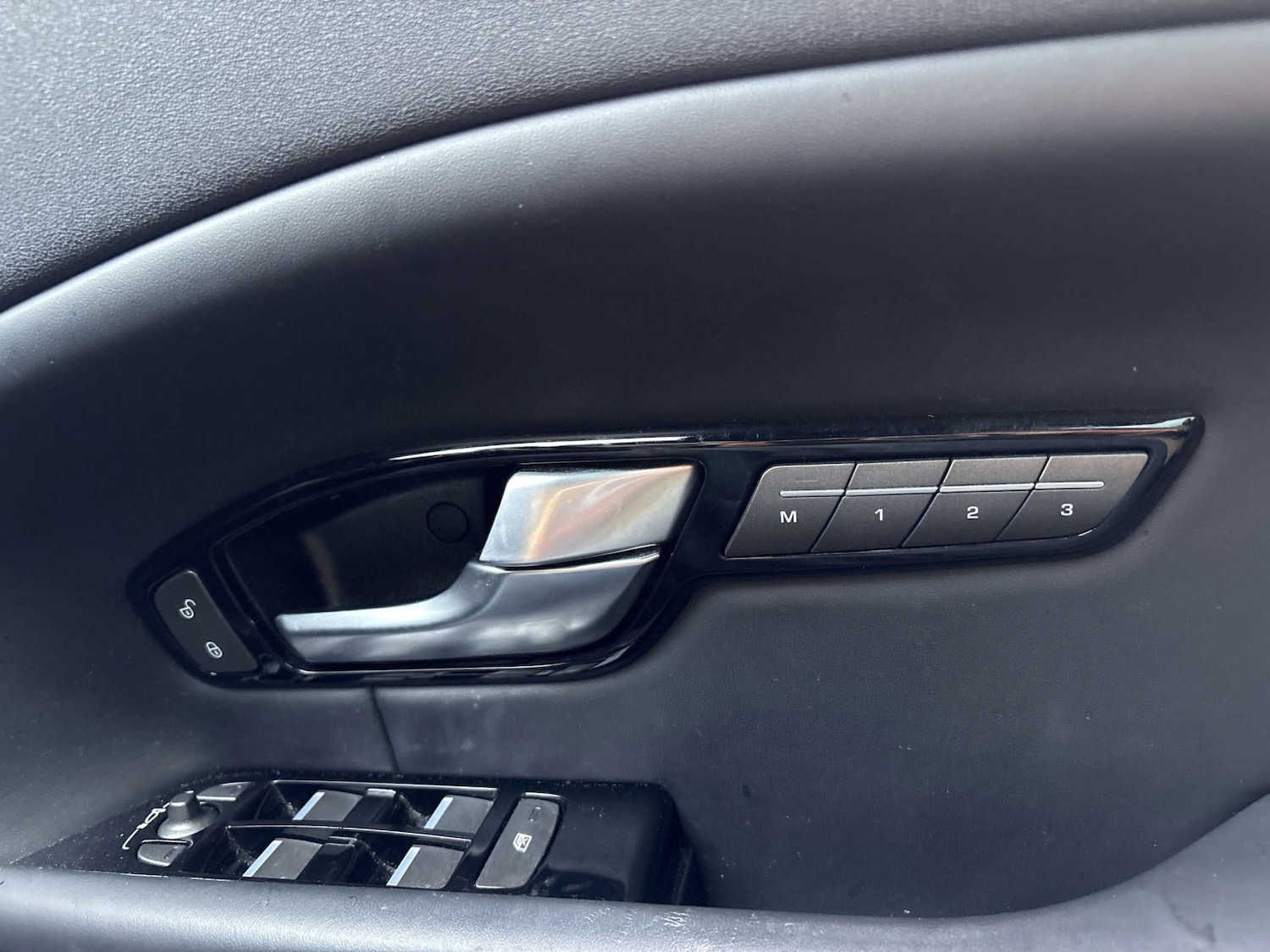 Used Land Rover Range Rover Evoque 2019 for sale - 76845370: Photo 29