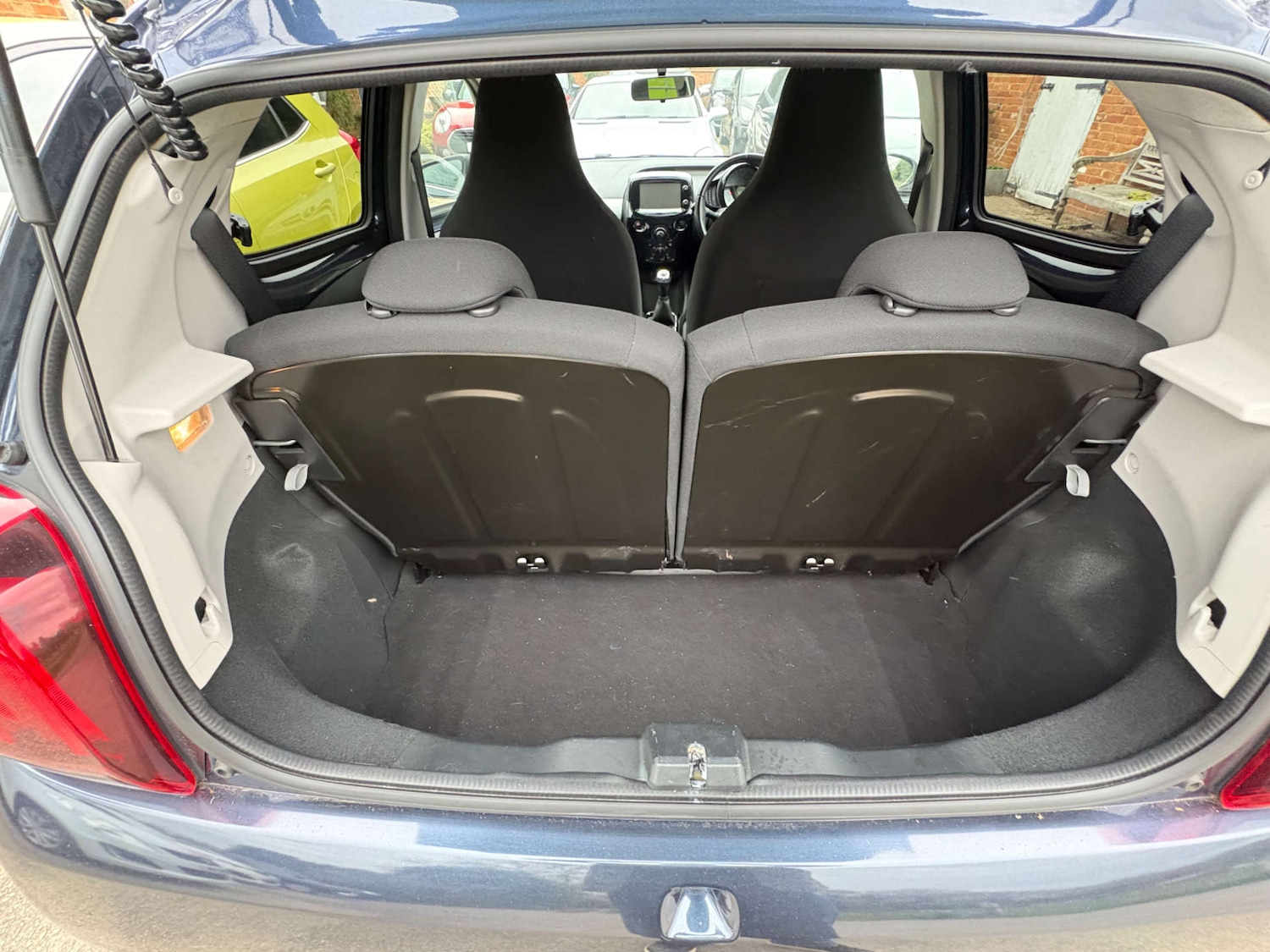 Used Toyota Aygo X 2025 for sale - 78097402: Photo 4