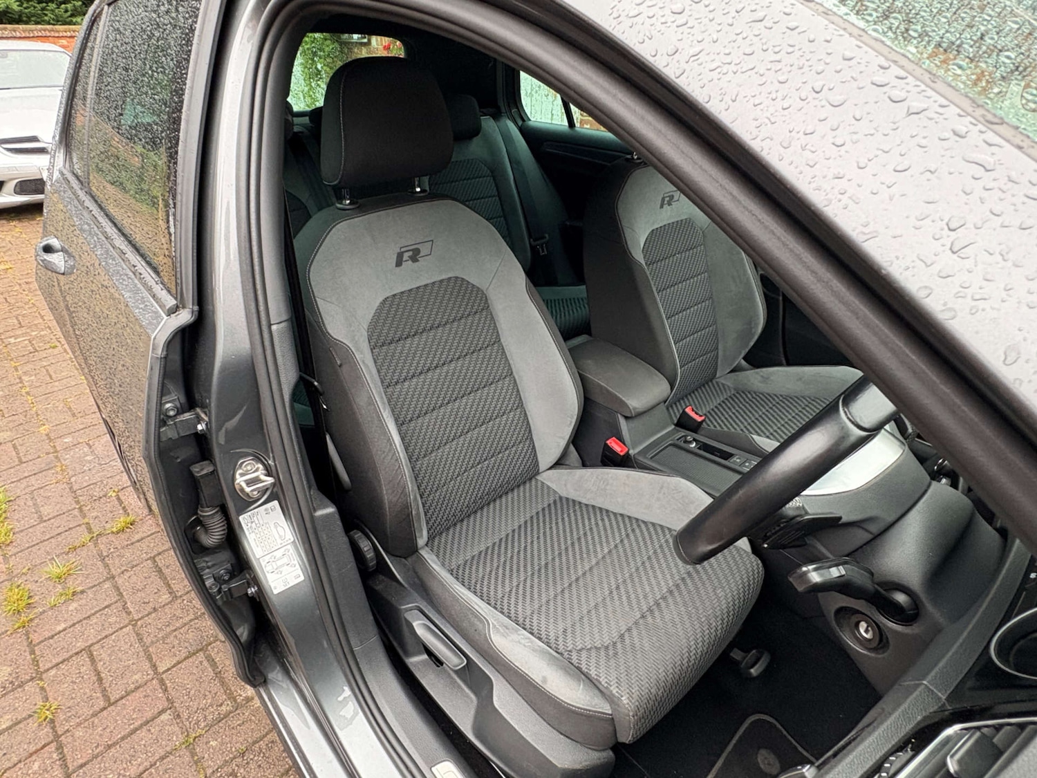 Used Volkswagen Golf 2019 for sale - 76277950: Photo 17