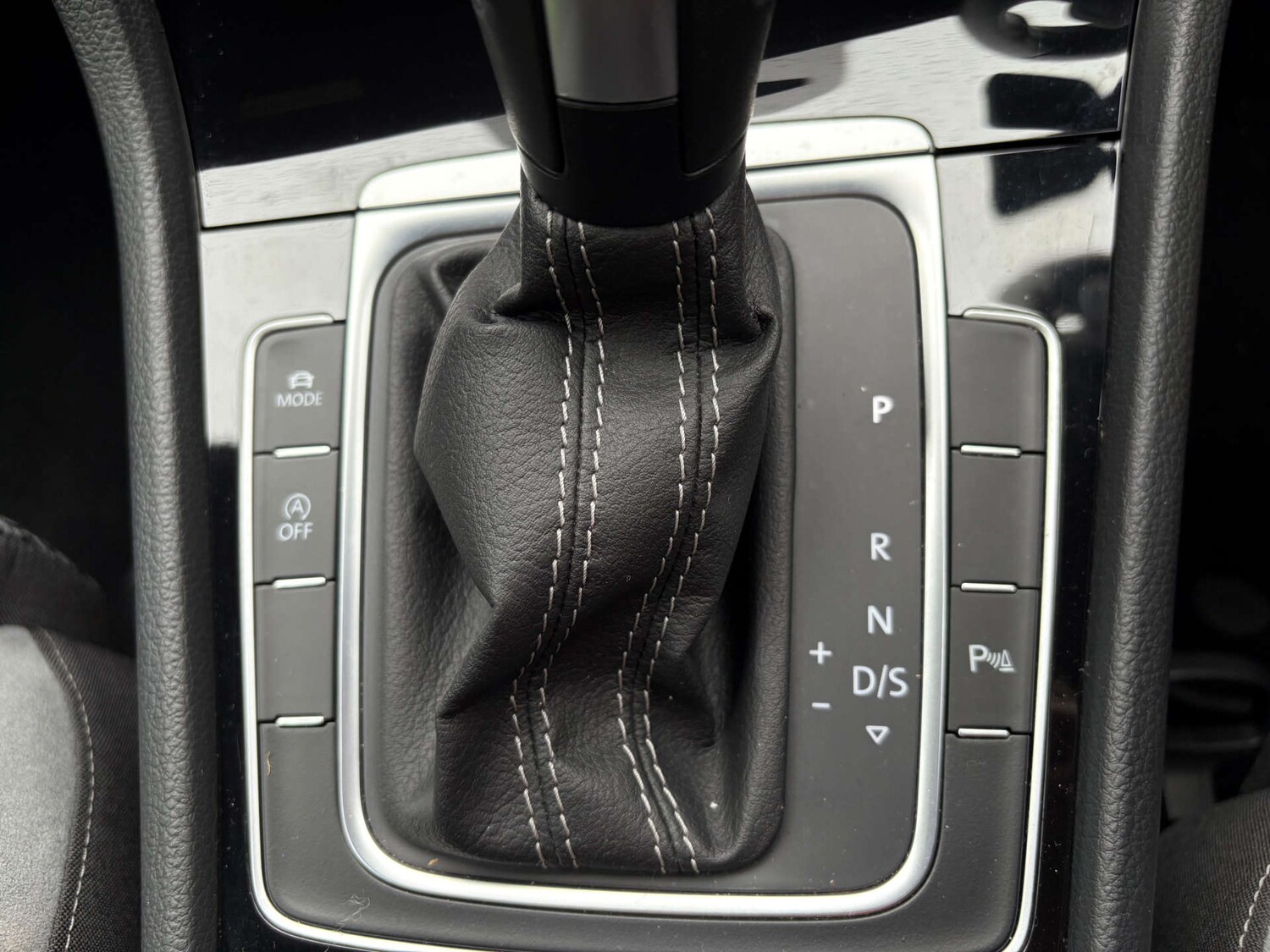 Used Volkswagen Golf 2019 for sale - 76277950: Photo 40