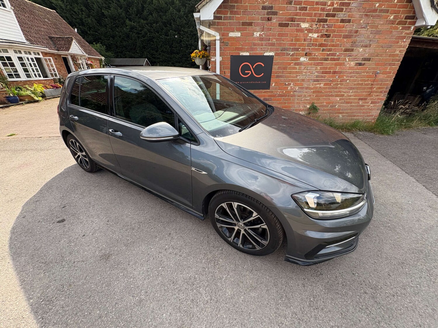 Used Volkswagen Golf 2019 for sale - 76277950: Photo 53