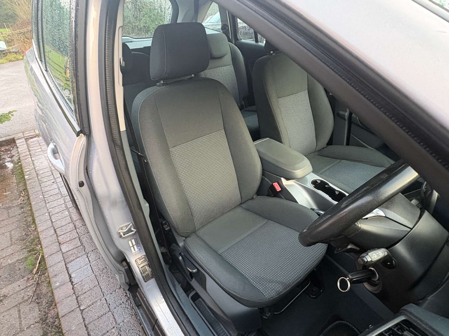 Used Ford Grand C-Max 2012 for sale - 77236250: Photo 11