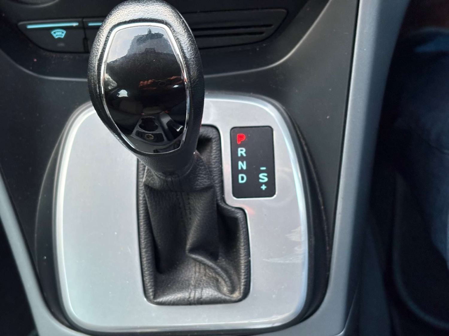 Used Ford Grand C-Max 2012 for sale - 77236250: Photo 18