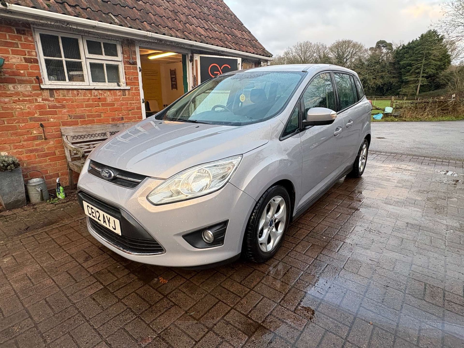 Used Ford Grand C-Max 2012 for sale - 77236250: Photo 34