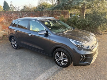 Used Kia Niro 2020 for sale - 77802704: Photo