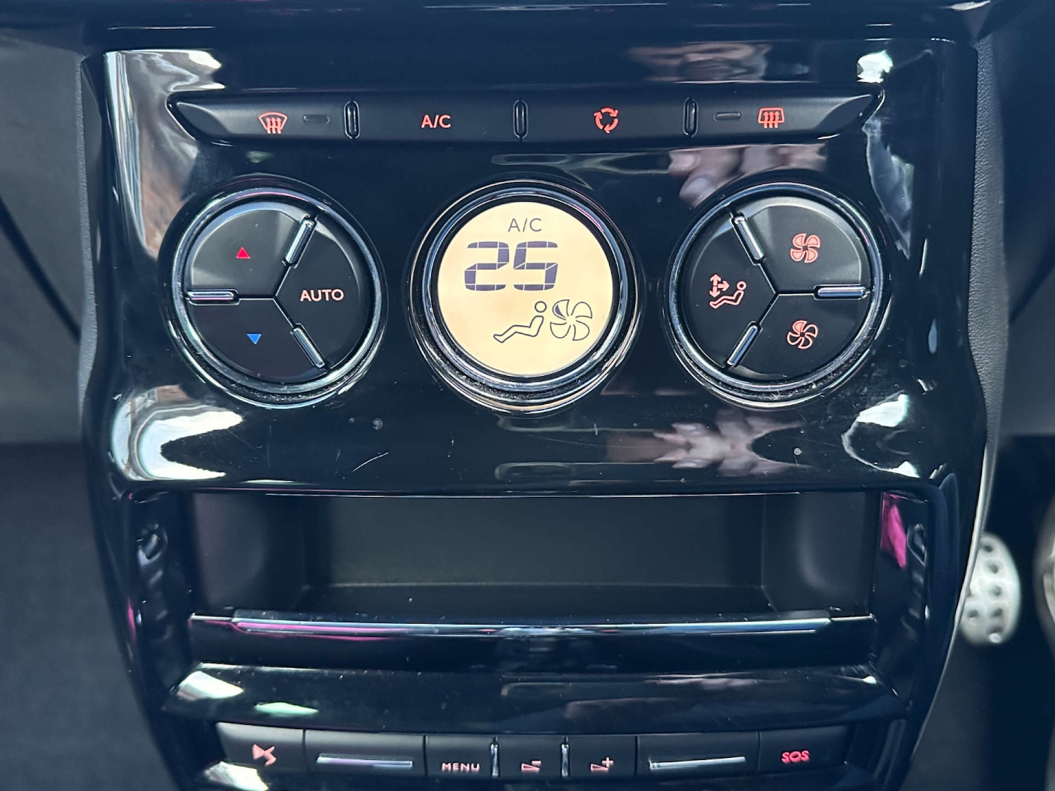 Used DS Automobiles DS 3 2017 for sale - 77313712: Photo 24