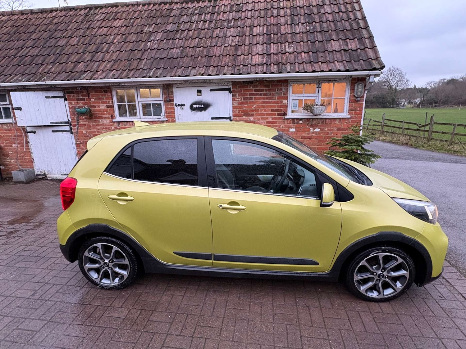 Used Kia Picanto 2020 for sale - 77326060: Photo 22