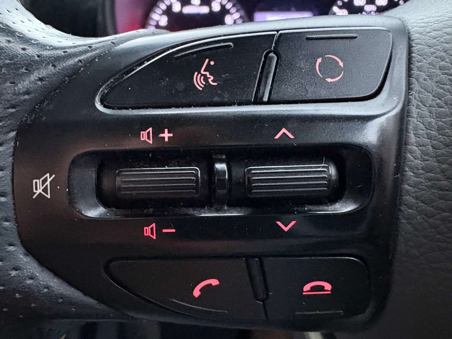 Used Kia Picanto 2020 for sale - 77326060: Photo 31