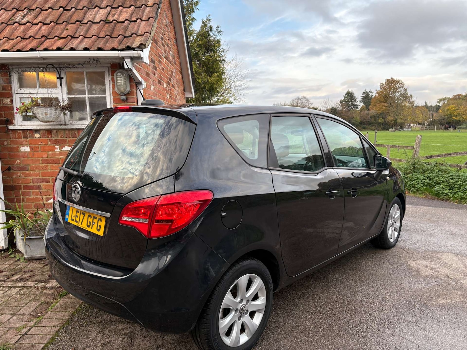 Used Vauxhall Meriva 2017 for sale - 76544315: Photo 14