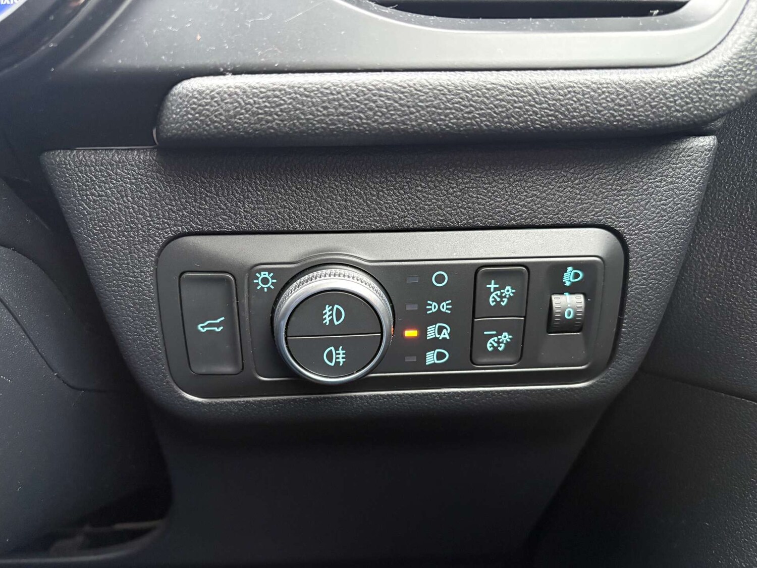 Used Ford Kuga 2020 for sale - 77342160: Photo 41