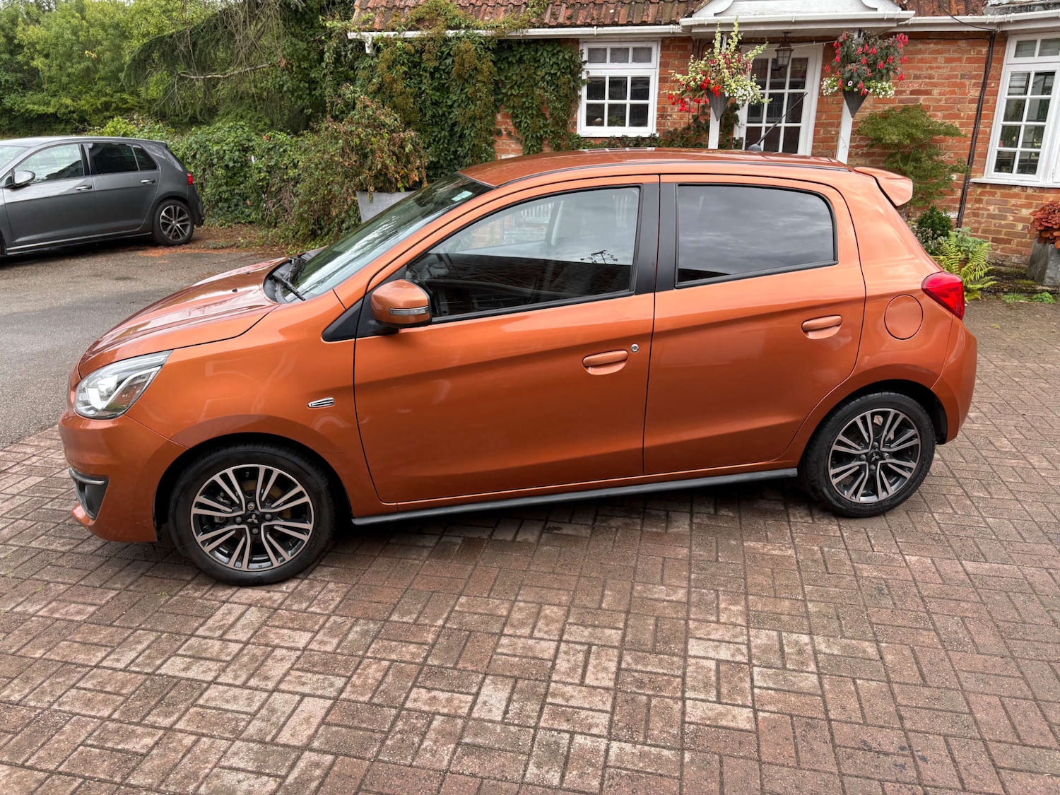 Used Mitsubishi Mirage 2018 for sale - 76601342: Photo 4