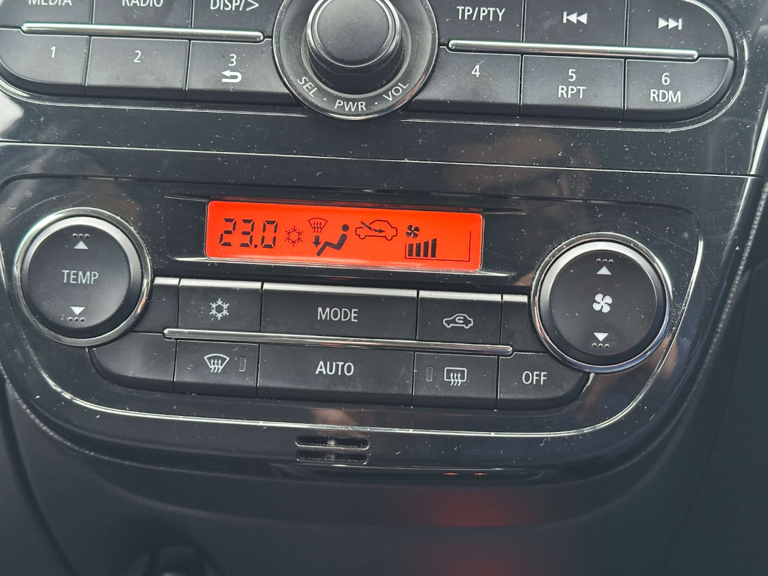 Used Mitsubishi Mirage 2018 for sale - 76601342: Photo 45