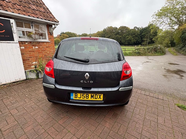 Used Renault Clio 2008 for sale - 76274230: Photo 21