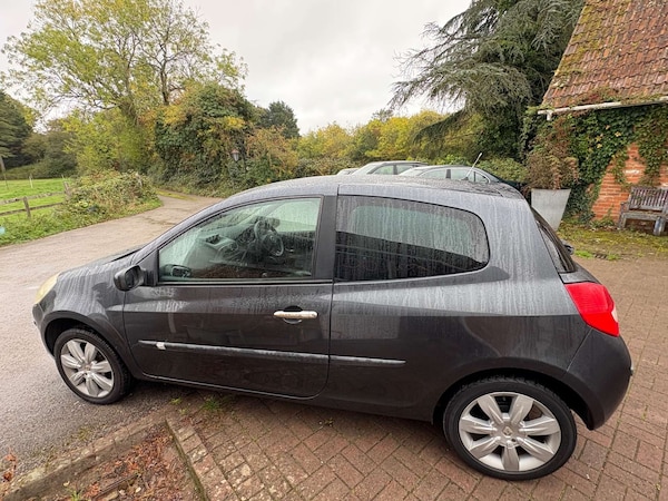 Used Renault Clio 2008 for sale - 76274230: Photo 25