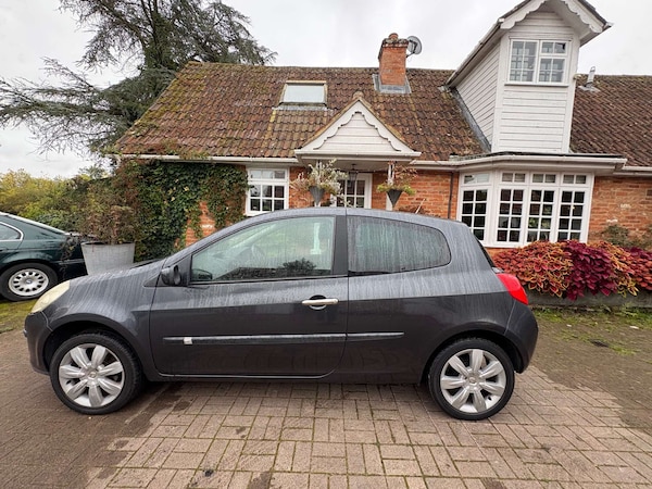 Used Renault Clio 2008 for sale - 76274230: Photo 2