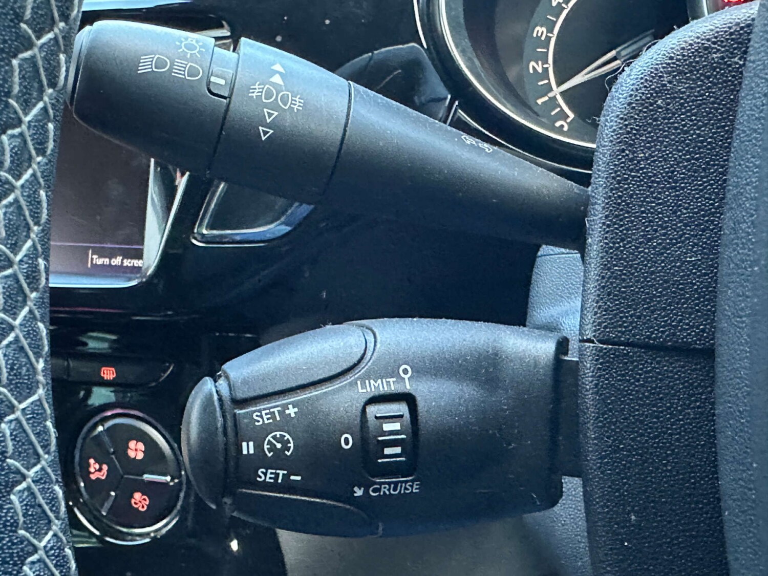 Vehicle 28