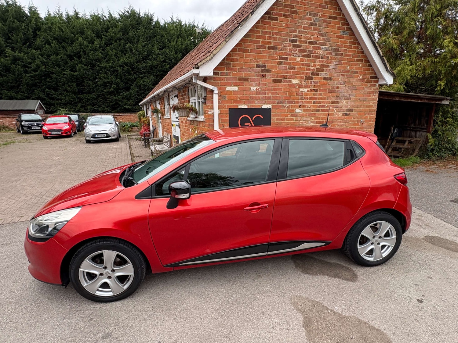 Used Renault Clio 2014 for sale - 76077958: Photo 10