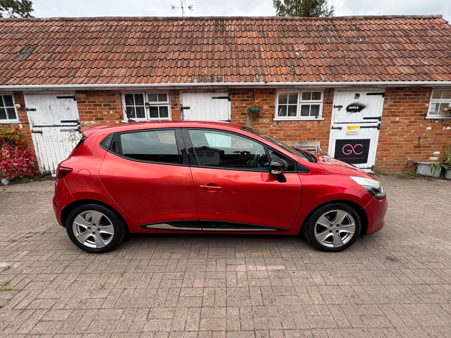 Used Renault Clio 2014 for sale - 76077958: Photo 29