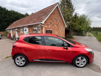Used Renault Clio 2014 for sale - 76077958: Photo 4