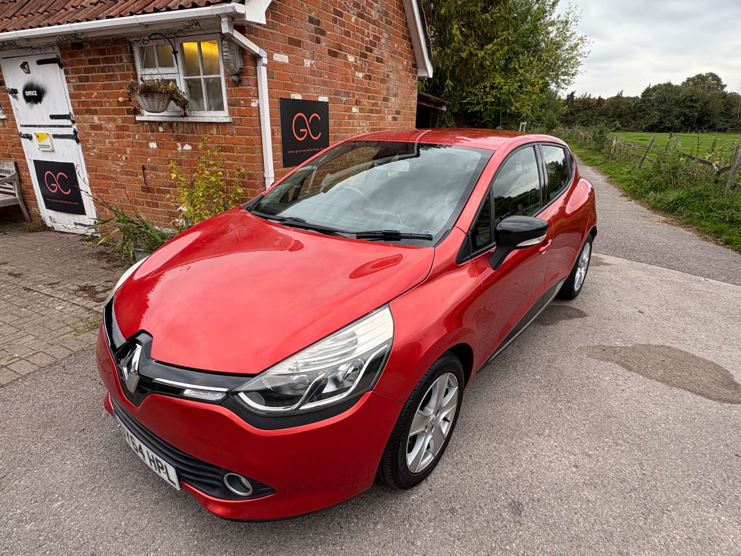 Used Renault Clio 2014 for sale - 76077958: Photo 5