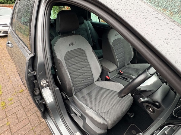 Used Volkswagen Golf 2019 for sale - 75084277: Photo 17