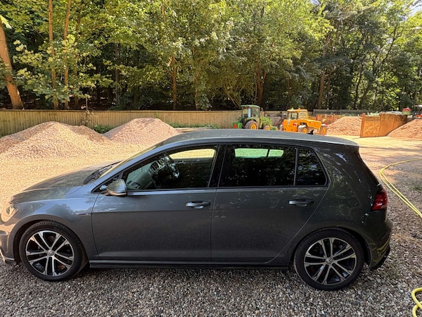 Used Volkswagen Golf 2019 for sale - 75084277: Photo 9