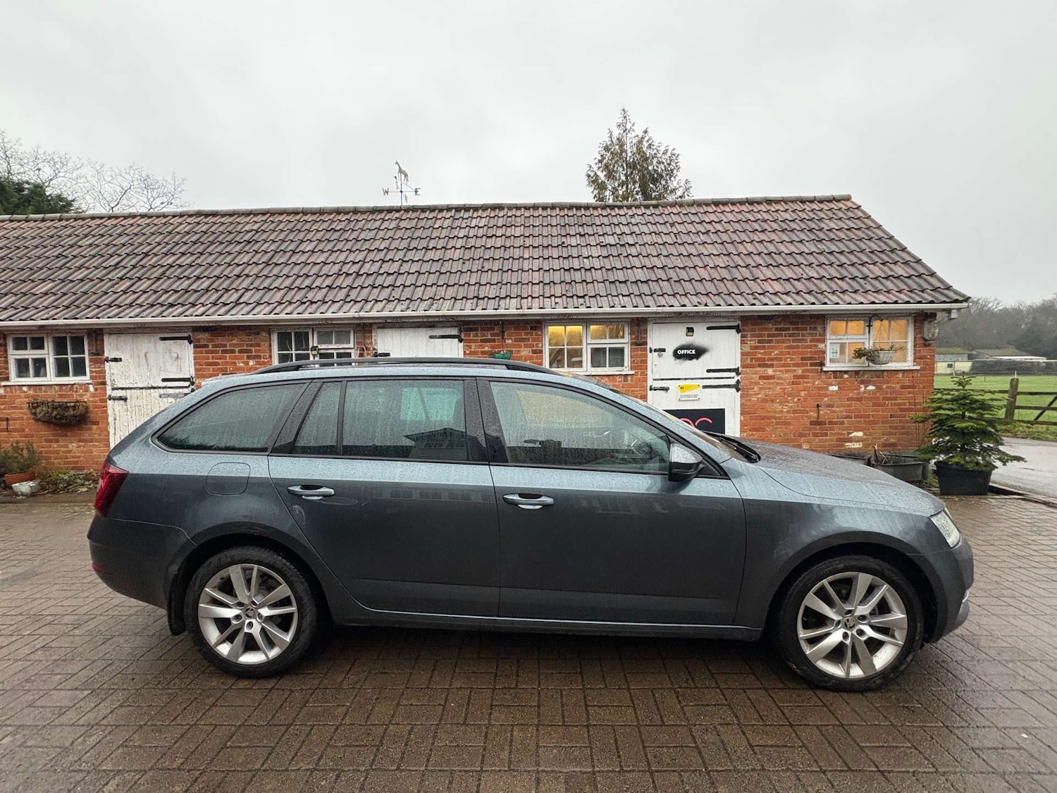 Used Skoda Octavia 2019 for sale - 77326062: Photo 25