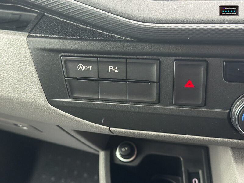 Used Volkswagen Transporter 2023 for sale - 77138765: Photo 32